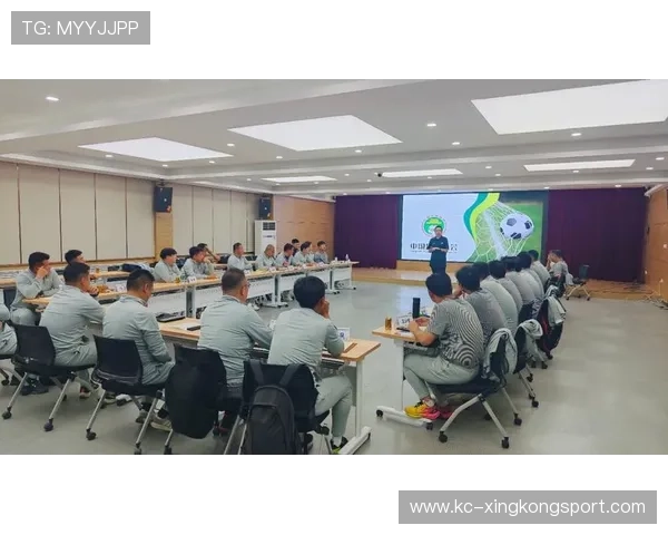 俱乐部推出青训教练员职业发展计划稳定人才队伍，青训教练是什么意思